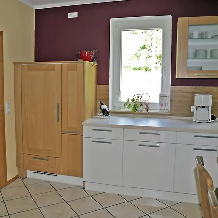 Comfortable Holiday In With Garden Balesfeld
