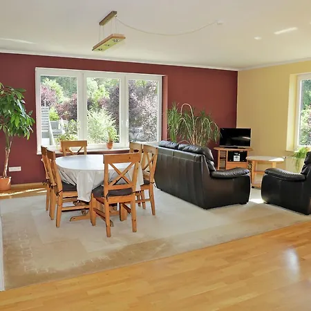 Casa vacanze Comfortable Holiday In With Garden