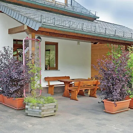 Comfortable Holiday In With Garden Balesfeld
