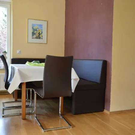 Comfortable Holiday In With Garden * Balesfeld