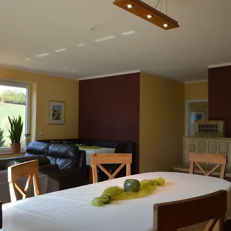 Comfortable Holiday In With Garden